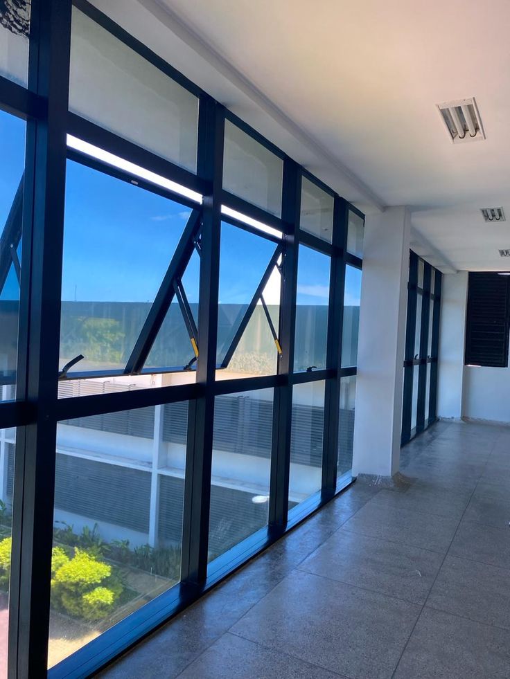 type overview structural glazing